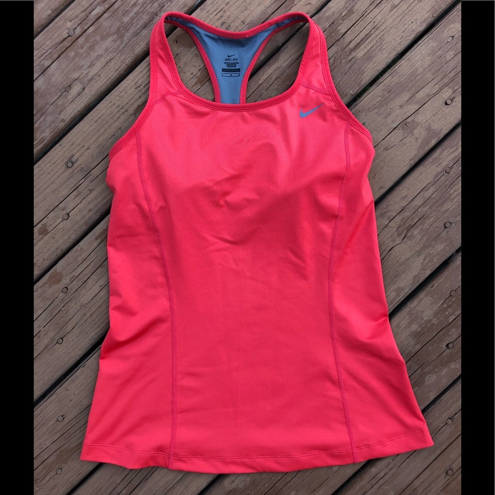 NIKE Tank Top